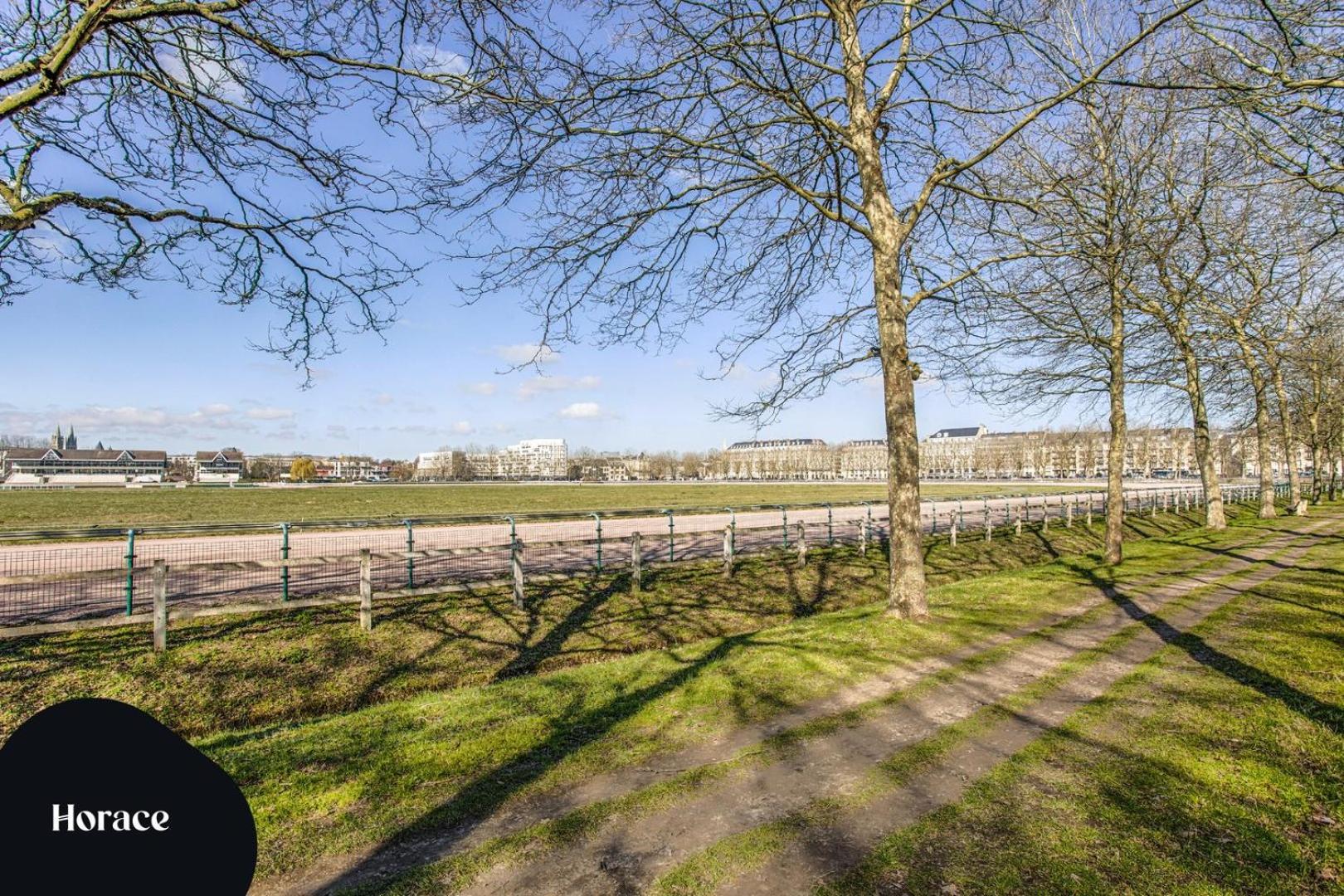 La Casa Amore — Joli Nid Douillet Place St-Sauveur Caen Exteriör bild
