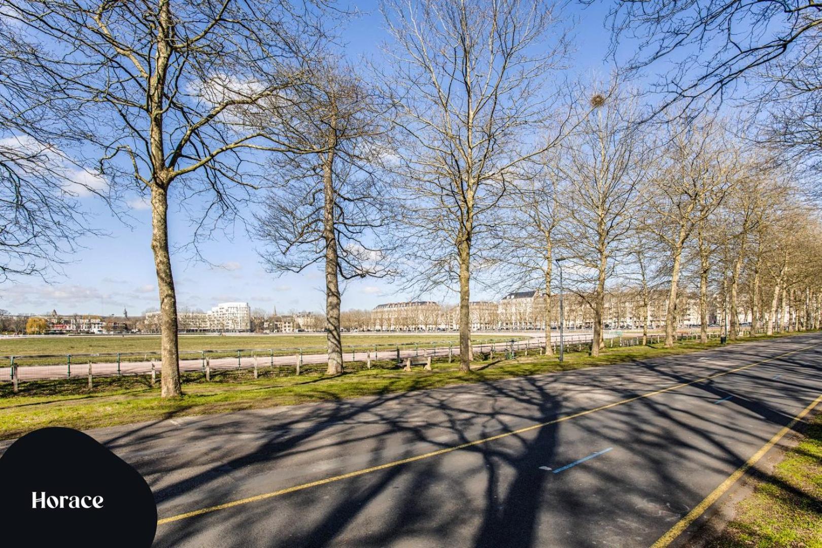 La Casa Amore — Joli Nid Douillet Place St-Sauveur Caen Exteriör bild