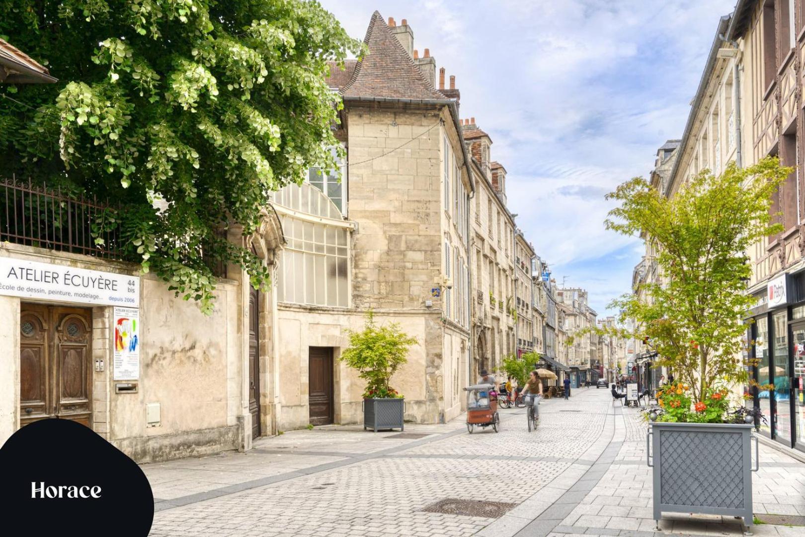 La Casa Amore — Joli Nid Douillet Place St-Sauveur Caen Exteriör bild
